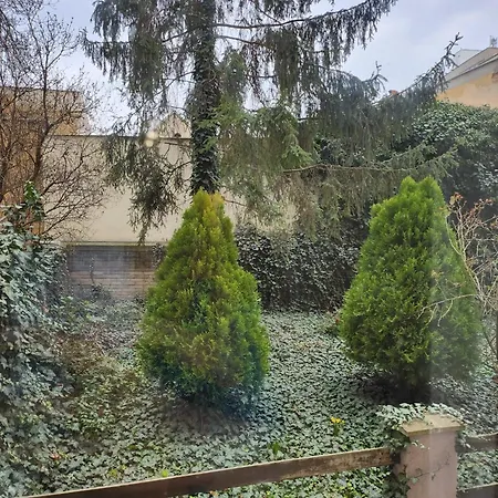 Cozy Flat In 3 * Prague