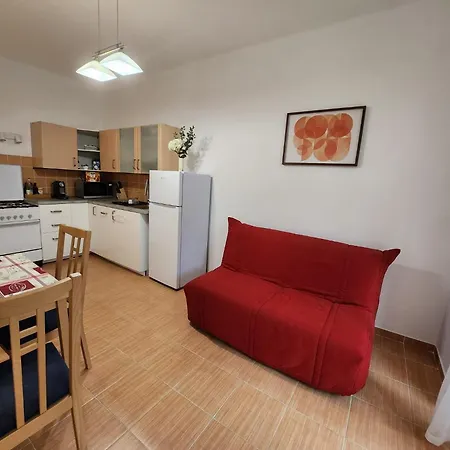 Cozy Flat In 3 Πράγα