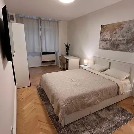 Apartment Clover Corner 3